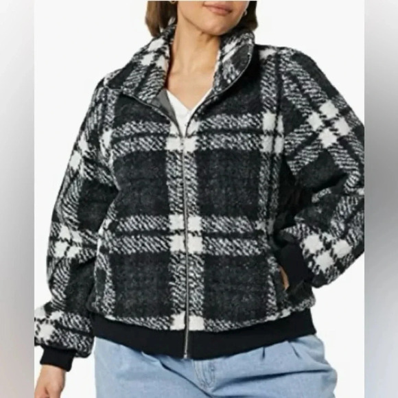 NWT Women’s Teddy Faux Shearling Funnel Collar Jacket - Picture 4 of 8